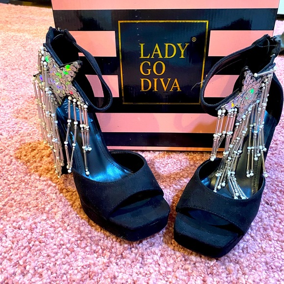 Dolls Kill Shoes - Dolls Kills Shoes Shine Bright Sequin Star Platform Heels- brand new- size 7.5